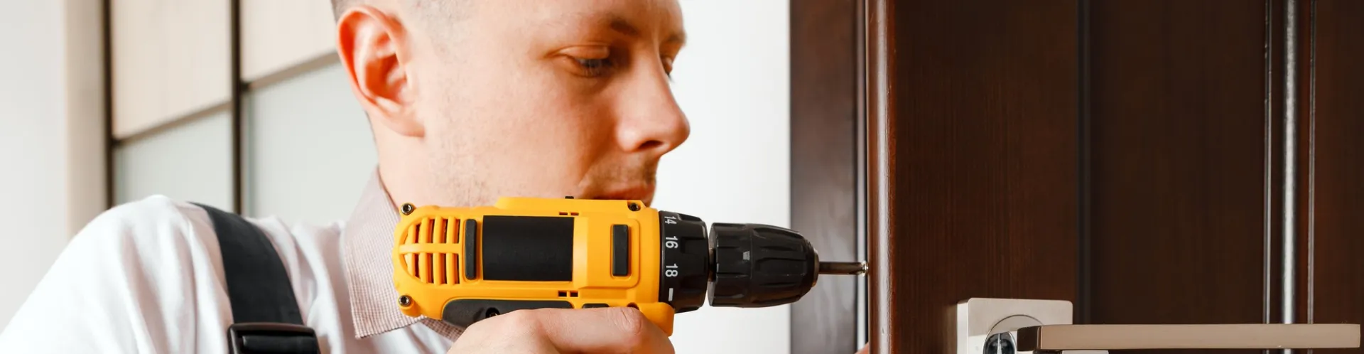 DOOR LOCK REPAIR SERVICES